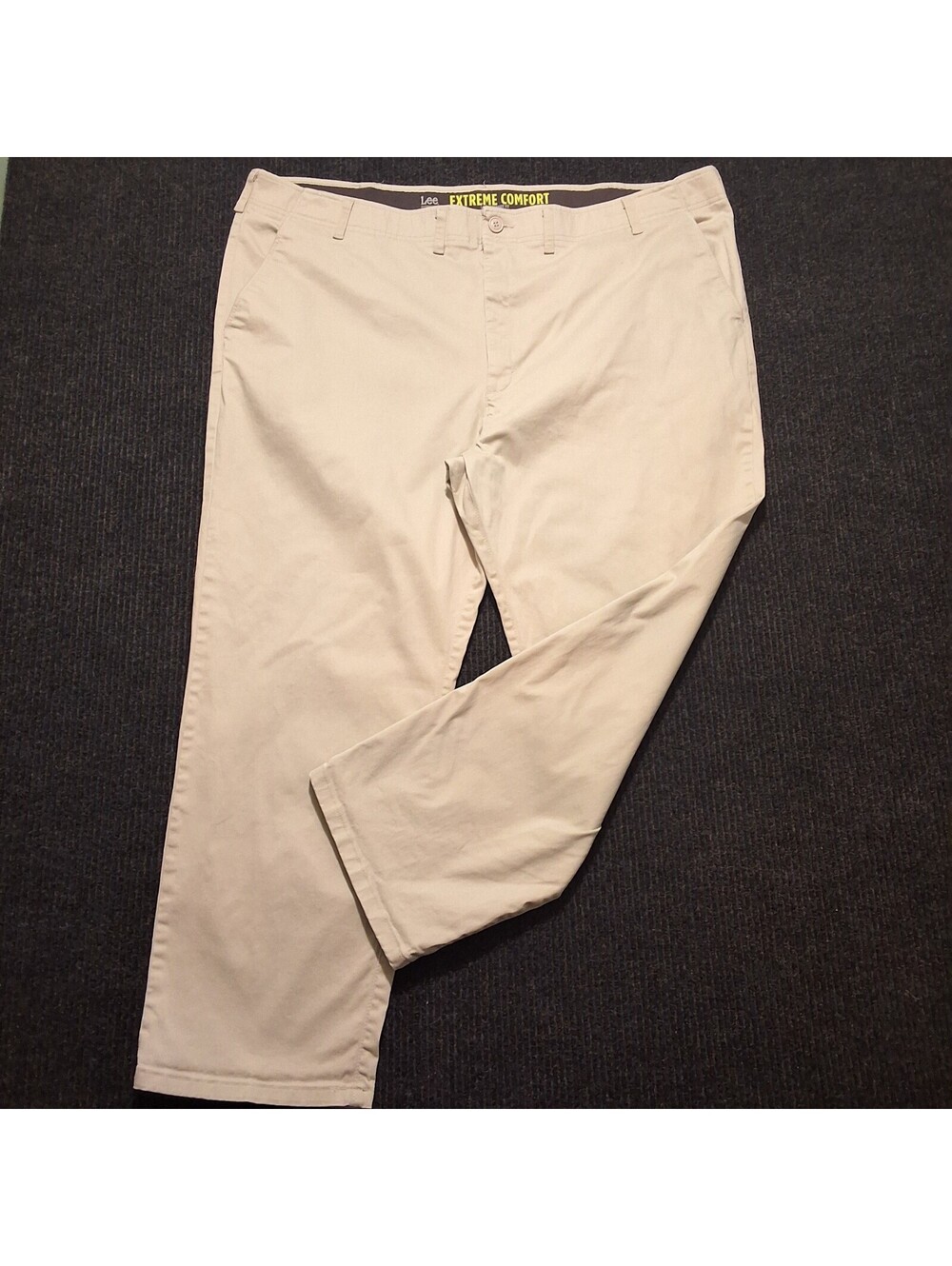 Lee Extreme Comfort Straight Fit Beige Pants Size 50x30